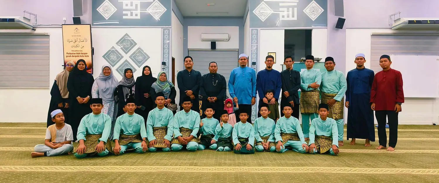 PRAYDKM Baju Melayu